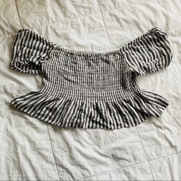 Off the shoulder crop top - Picture 2 of 2